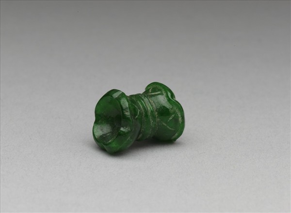 翠玉荷葉飾件