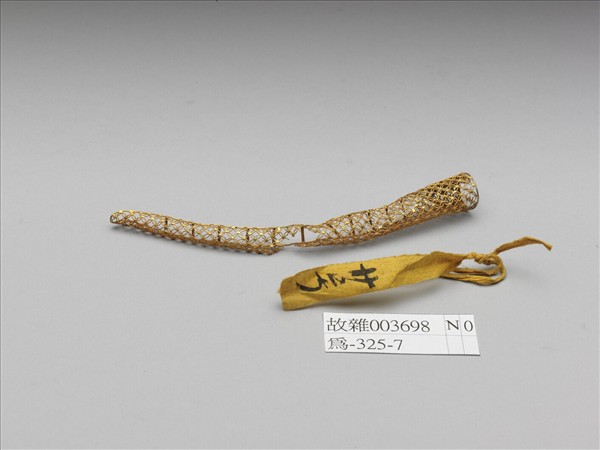 銅鍍金纍絲錢紋指甲套