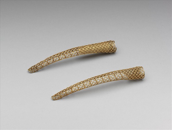 銅鍍金纍絲錢紋指甲套