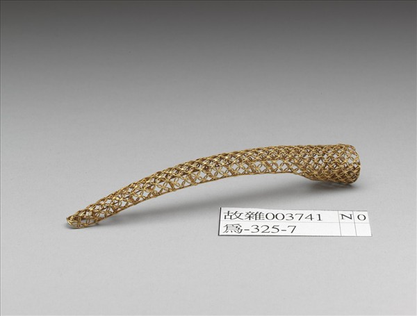 銅鍍金纍絲錢紋指甲套