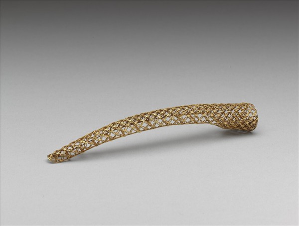 銅鍍金纍絲錢紋指甲套