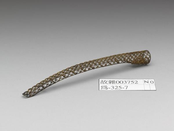 銅鍍金纍絲錢紋指甲套