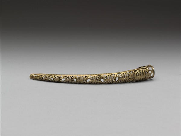 銅鍍金鏤空團壽紋指甲套