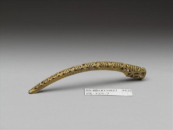 銅鍍金鏤空團壽紋指甲套