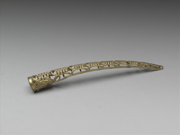 銅鍍金鏤空壽字紋指甲套