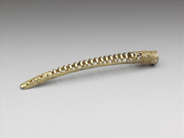 銅鍍金鏤空福壽一字紋指甲套