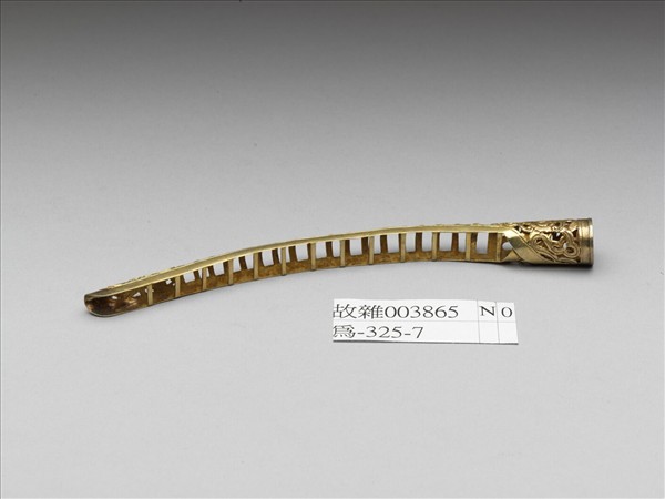 銅鍍金鏤空福壽一字紋指甲套