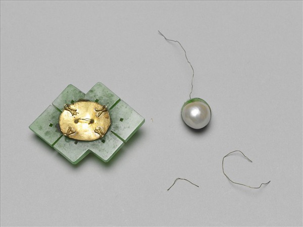 翠玉盤長碧璽雙喜嵌珠帽花