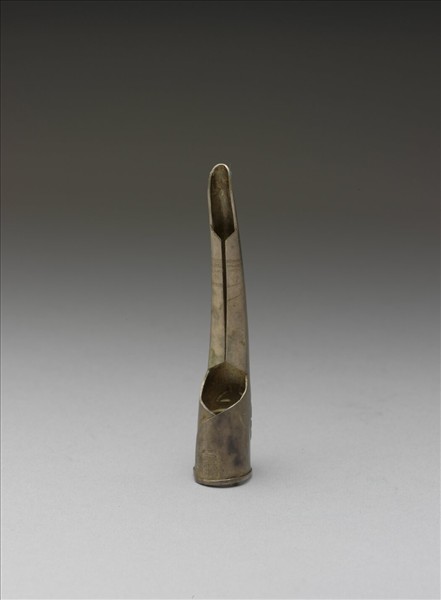 銀鎏金團壽紋指甲套