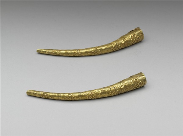 銅鍍金盤長團壽指甲套