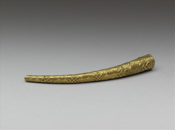 銅鍍金盤長團壽指甲套