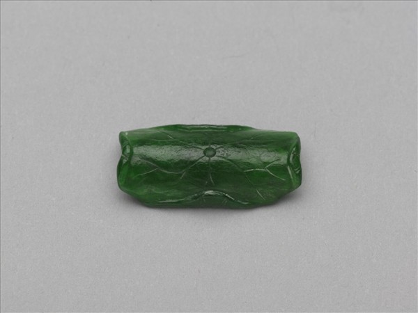 翠玉荷葉飾件
