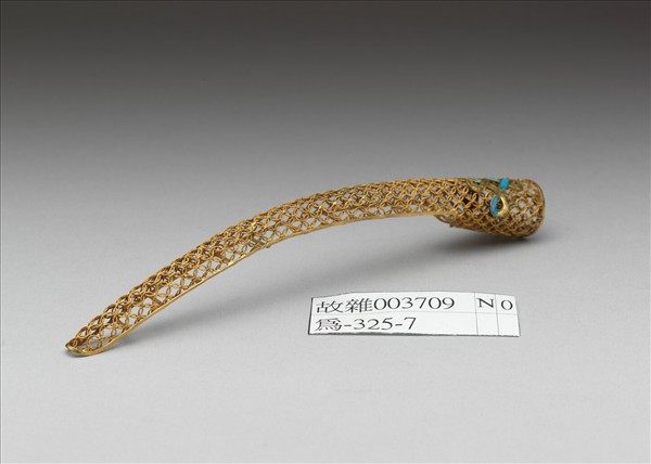 銅鍍金點翠盤長鏤空古錢紋指甲套