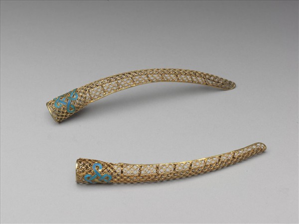 銅鍍金點翠盤長鏤空古錢紋指甲套