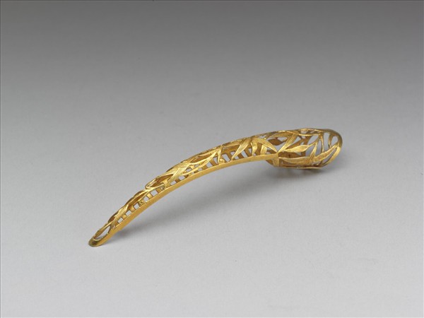 鎏金鏤空竹葉紋指甲套