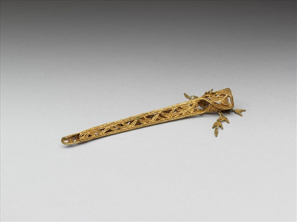 鎏金鏤空纍絲竹葉紋指甲套