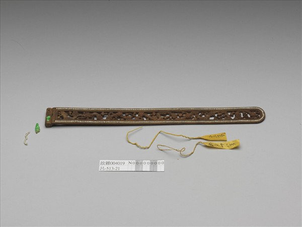 茄楠木鏤空梅花紋扁方