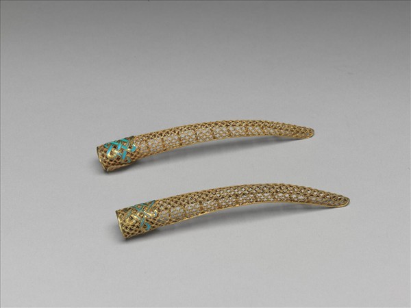 銅鍍金點翠盤長鏤空古錢紋指甲套