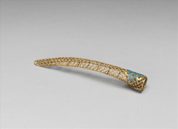 銅鍍金點翠盤長鏤空古錢紋指甲套