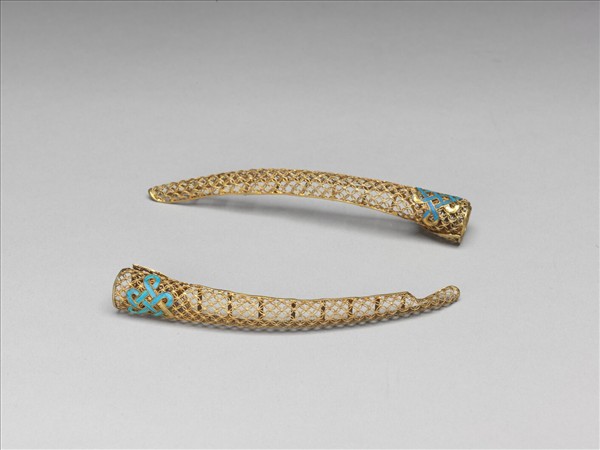 銅鍍金點翠盤長鏤空古錢紋指甲套