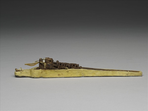 檀香木雕龍耳挖簪