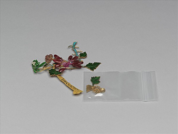 銀鍍金點翠嵌翠玉寶石飾片