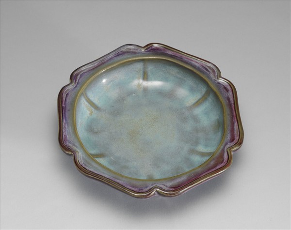 鈞窯 天藍玫瑰紫葵花式盆托