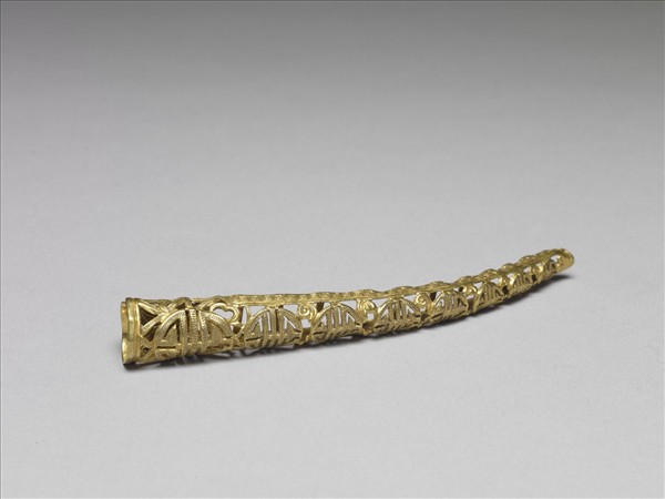 銅鍍金鏤空團壽紋指甲套