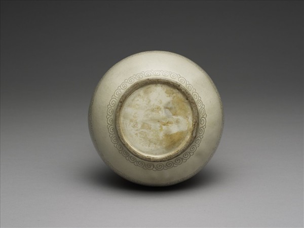 青瓷劃花蓮花紋葫蘆瓶