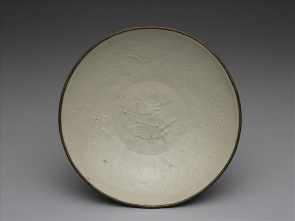 定窯 白瓷印花蓮塘水鳥紋盤