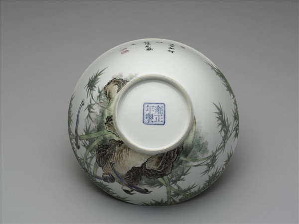 琺瑯彩藍鵲竹石圖碗