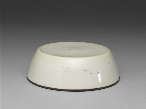 定窯 印花蟠螭紋洗