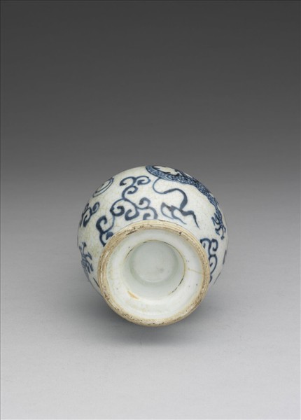 青花雲龍紋蒜頭瓶