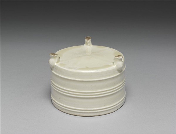 定窯 白瓷弦紋樽帶蓋