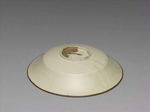 定窯 劃花蓮塘雙鳧盤