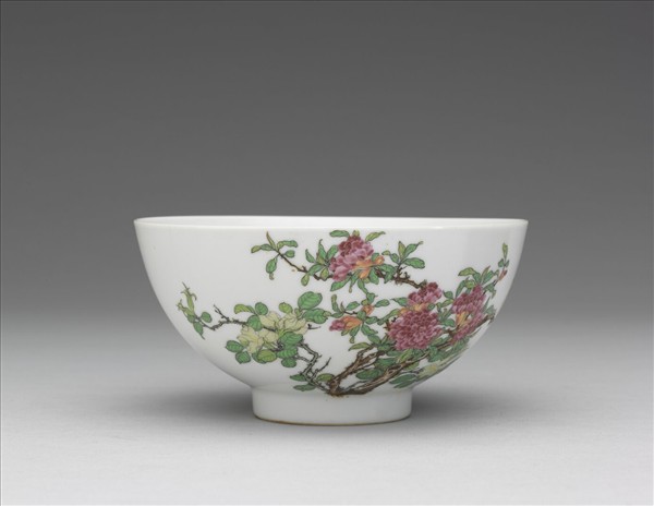 琺瑯彩瓷石榴黃鸝碗