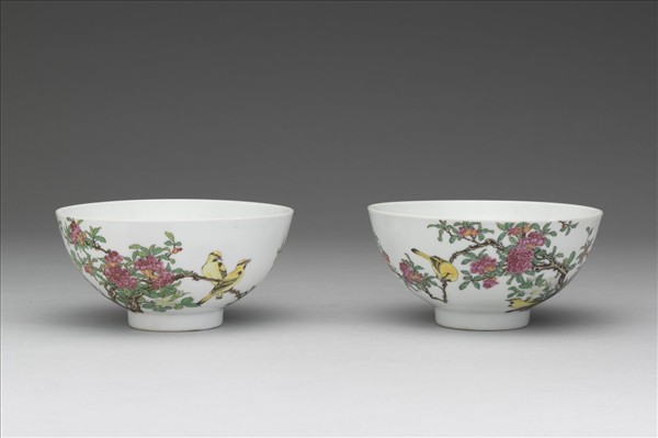 琺瑯彩瓷石榴黃鸝碗