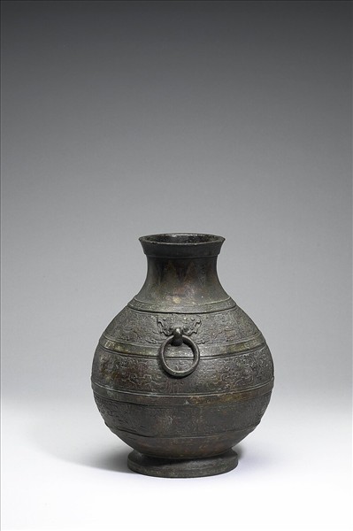 蟠夔紋壺