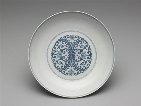 青花花卉紋盤
