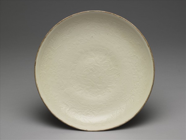 定窯 鴛鴦孔雀牡丹大盤