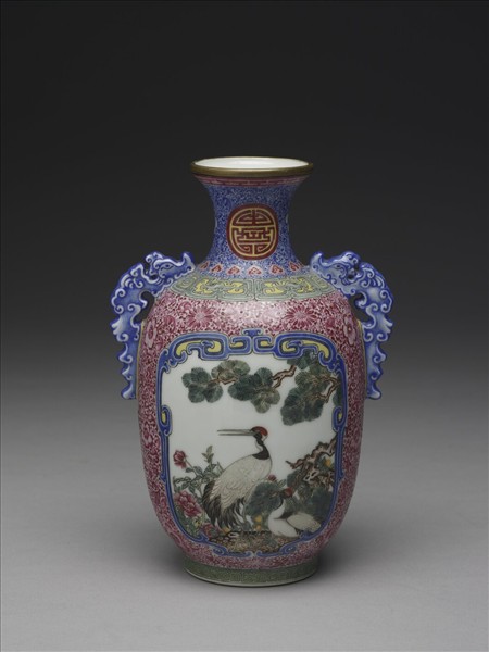 琺瑯彩開光花鳥圖螭耳瓶