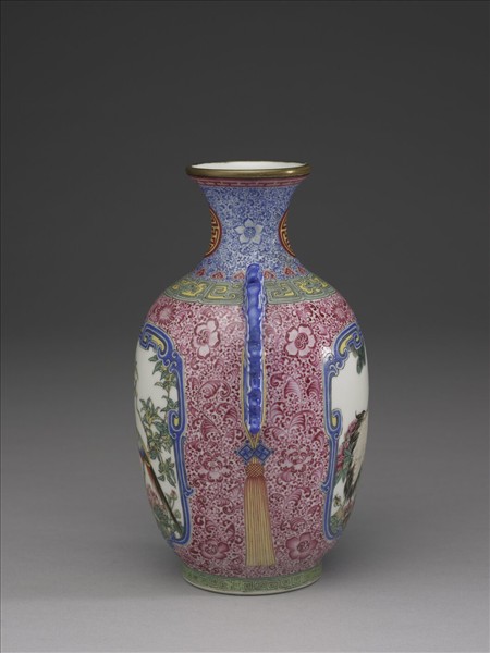 琺瑯彩開光花鳥圖螭耳瓶