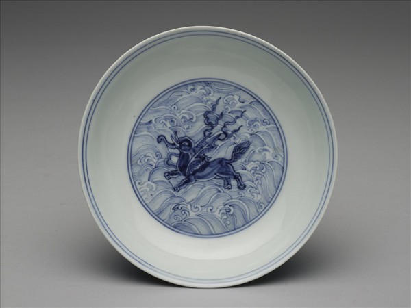 青花海獸紋盤