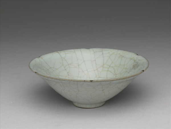 官窯 青瓷葵口碗