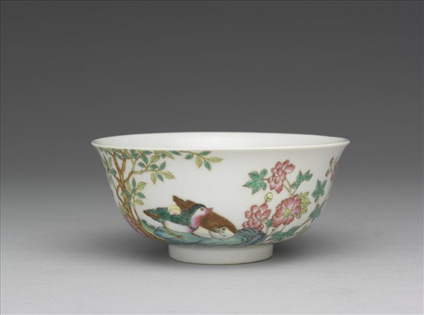 琺瑯彩芙蓉鴛鴦圖碗