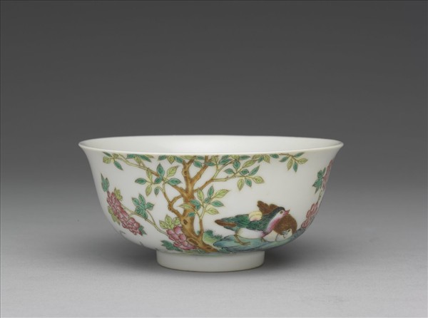 琺瑯彩芙蓉鴛鴦圖碗