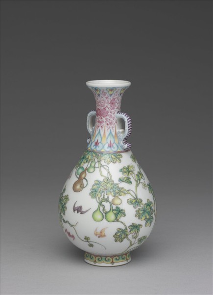 琺瑯彩福壽連綿圖雙耳瓶