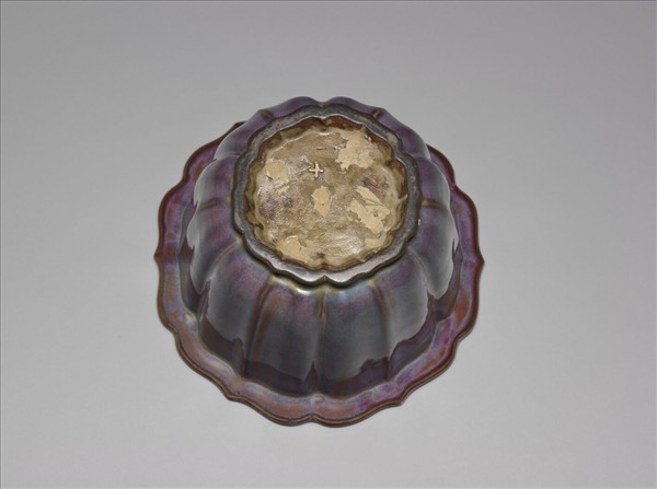 鈞窯 紫紅釉蓮式盆