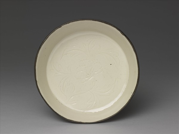 定窯 白瓷劃花牡丹紋洗