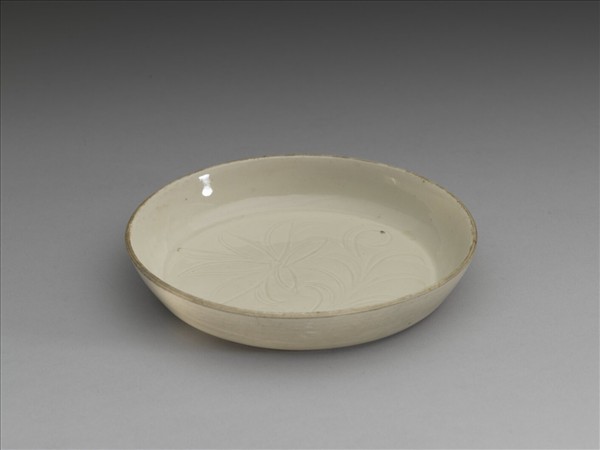 定窯 白瓷劃花蓮花紋洗